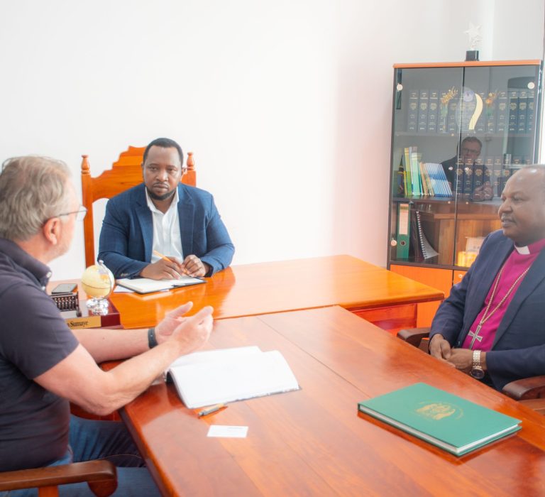 Mradi wa maji  wenye thamani ya shilingi milioni Tsh: 293,000,000